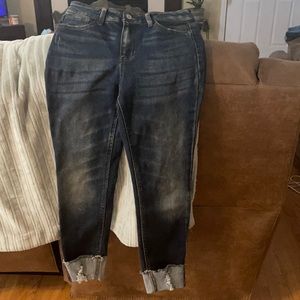 Vanilla Star midrise skinny size 7